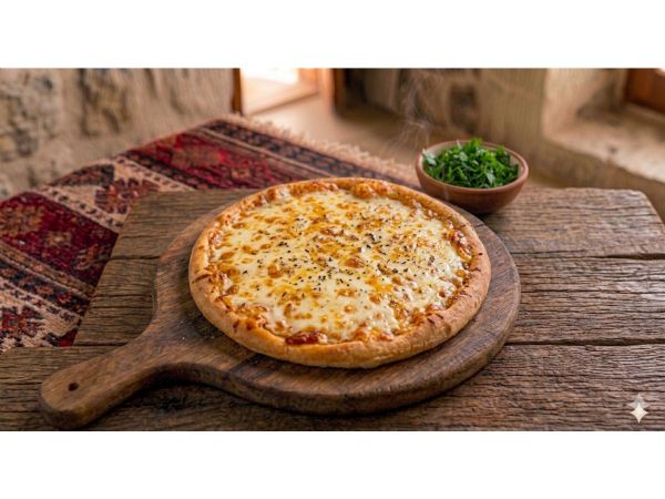 Kaşarlı Pizza